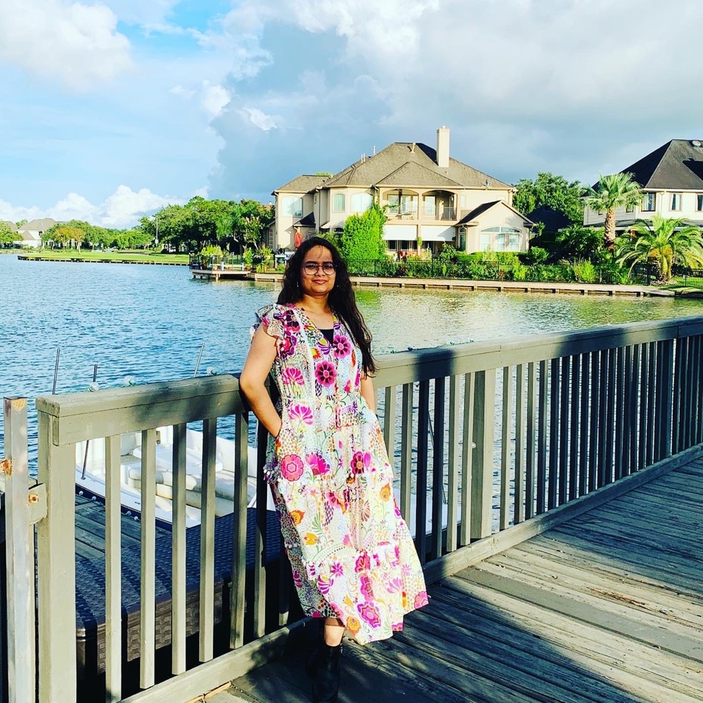 Meet your Posher, Falak